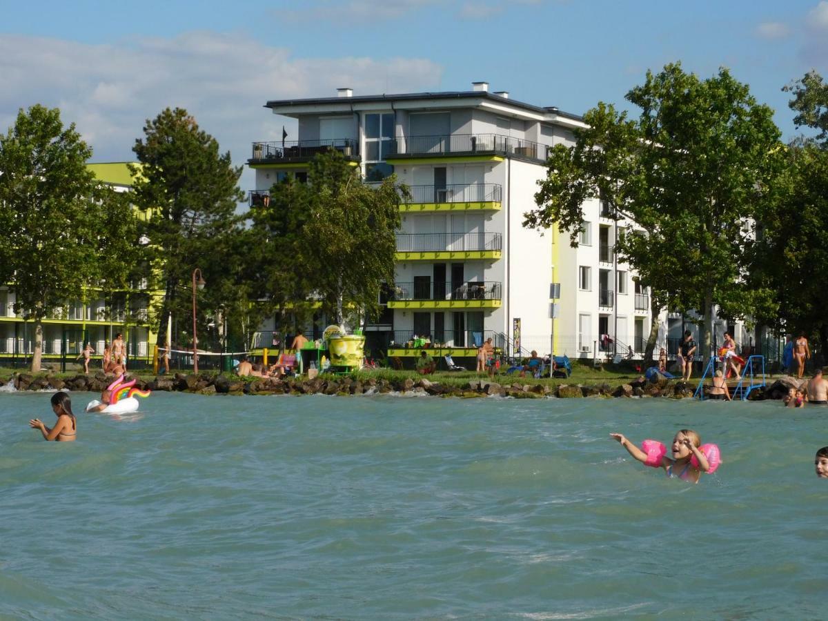 K&K Apartment Siófok Eksteriør billede