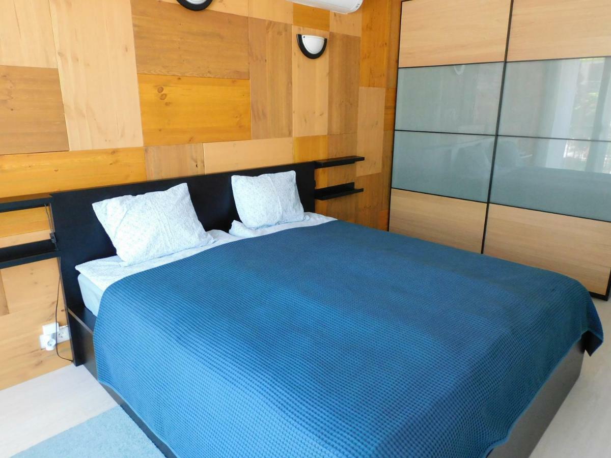 K&K Apartment Siófok Eksteriør billede